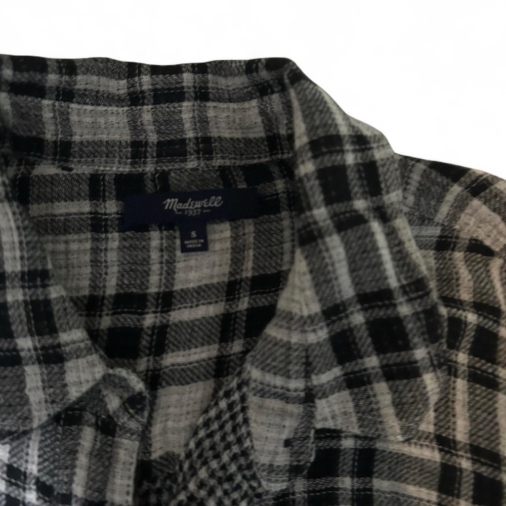 Madewell Black and White‎ Casual Button Down Top